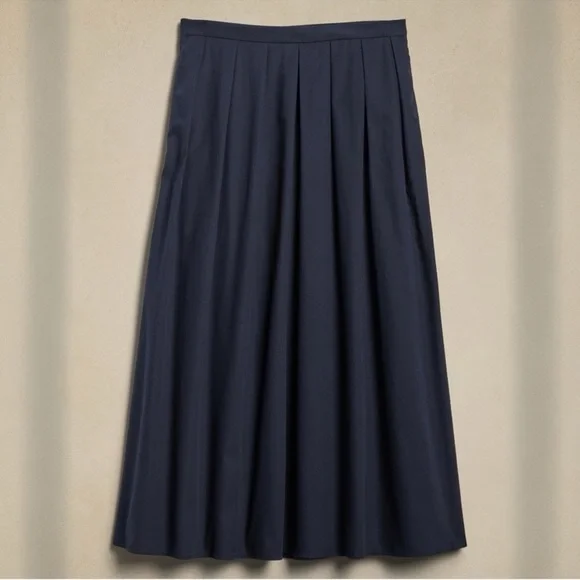 NWT! Banana Republic Navy Poplin Midi Skirt 🧩 - Picture 4 of 4